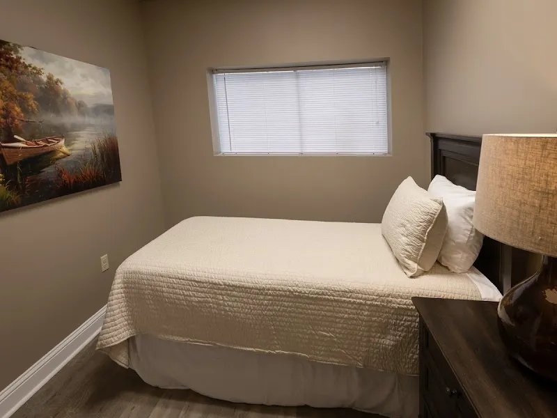 Whispering Oaks Lodge - interior photo