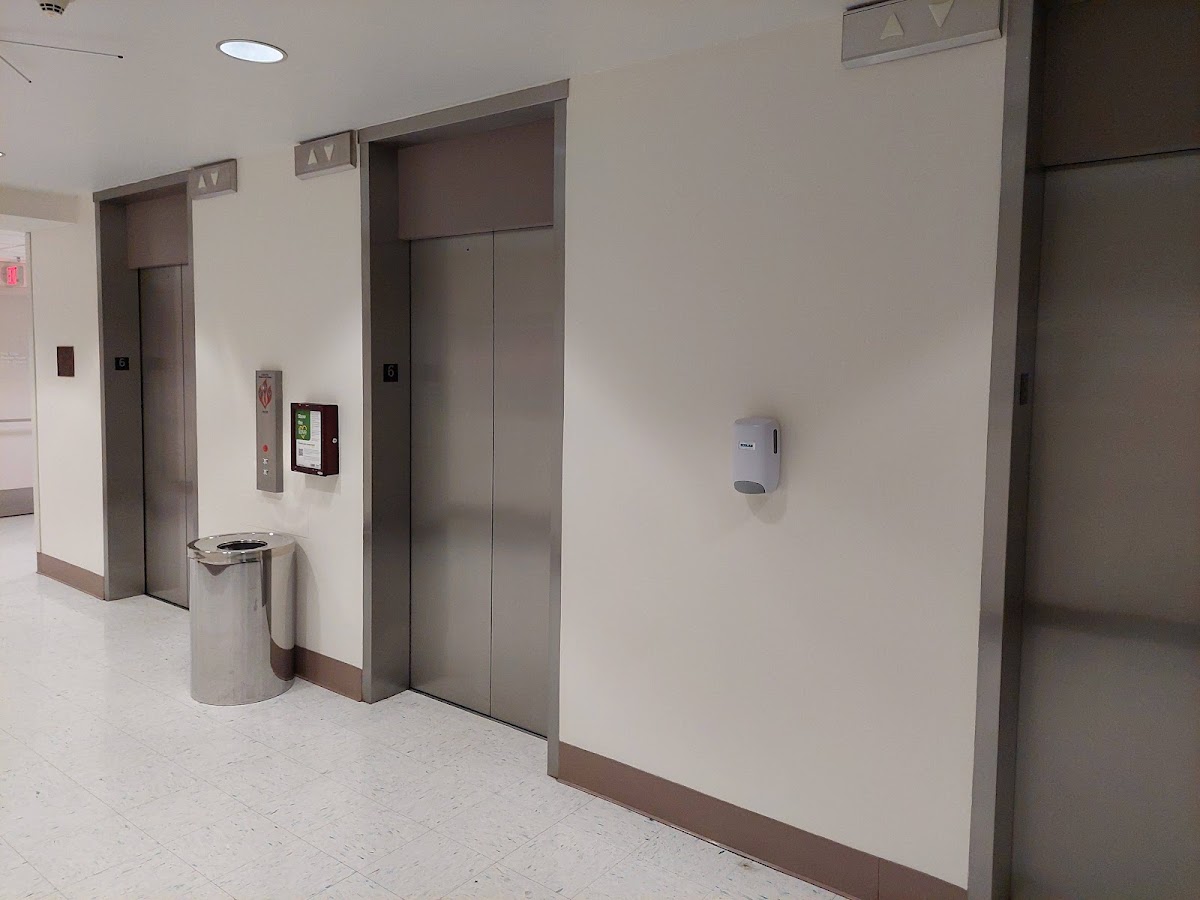 Touro Infirmary LCMC Health - Photo 4