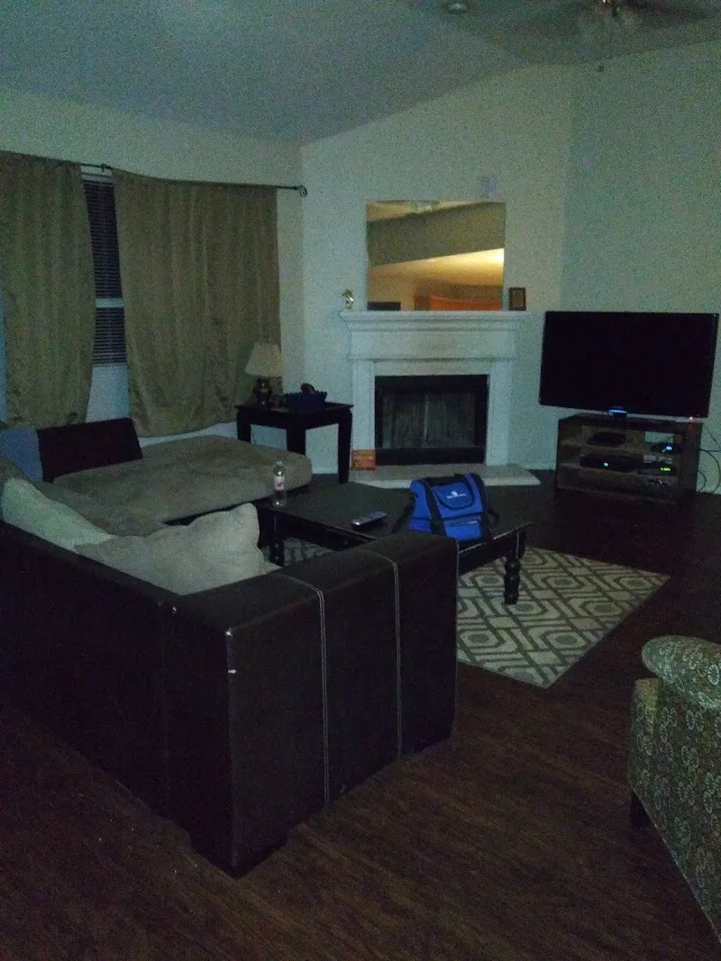 Oxford House-Fort Worth - Photo 1