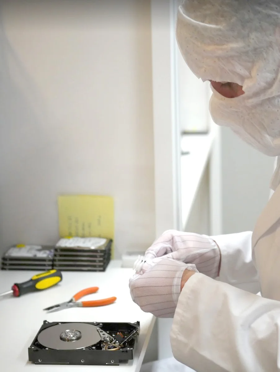 File Savers Data Recovery - Photo 3