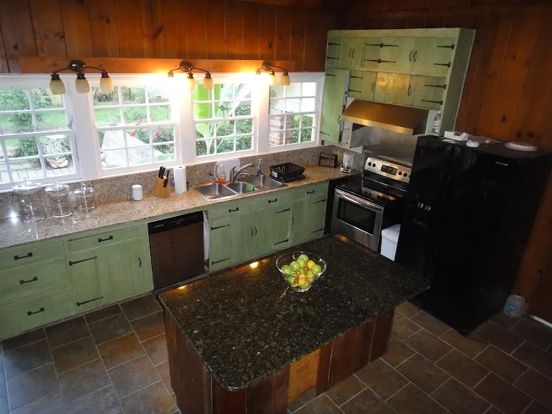 Riverhouse Sober Living - Photo 3