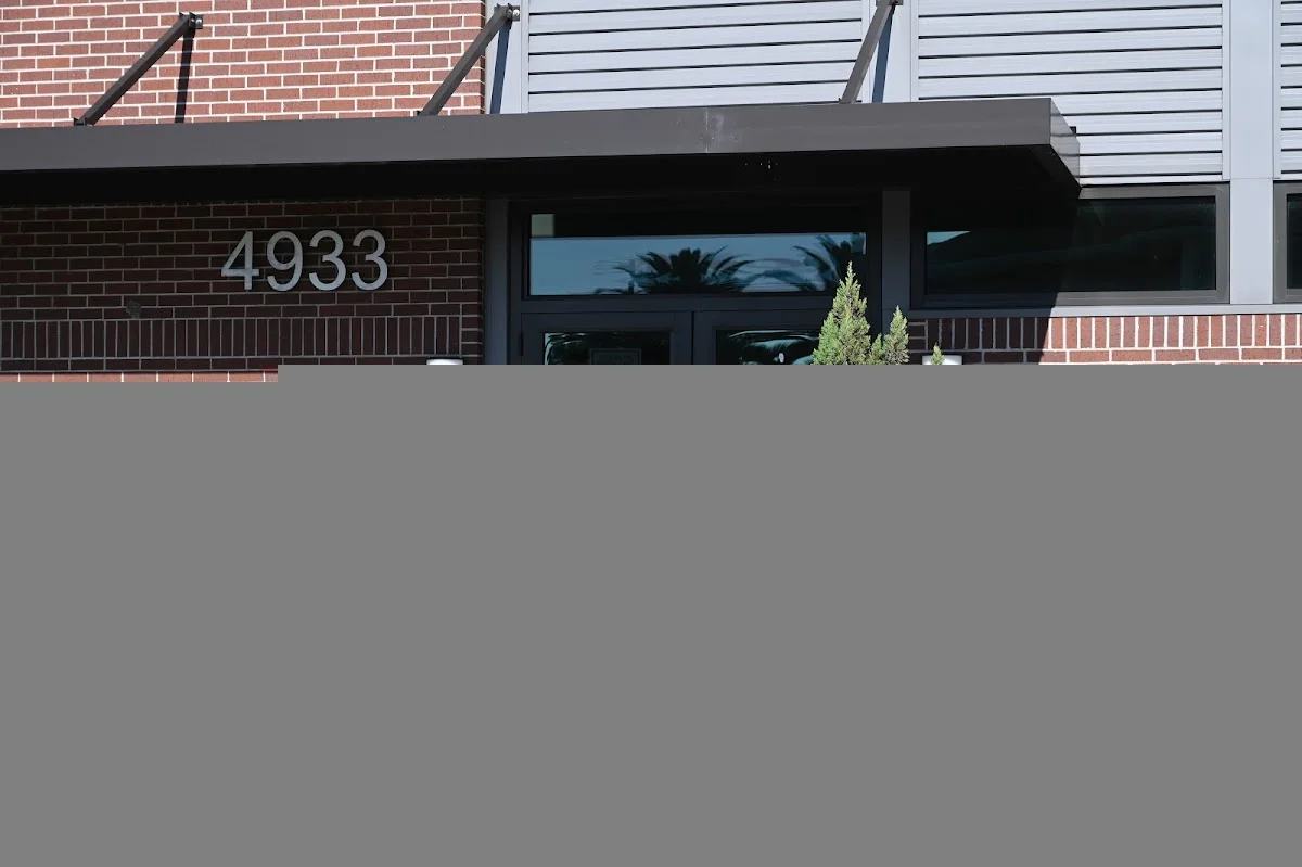 Avenues Recovery Center at Metairie - Photo 4